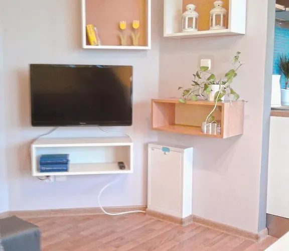 Tahiti Апартаменти *